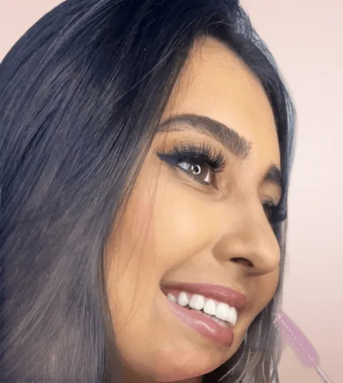 Grazzi Marques sorrindo